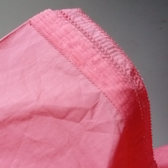 Tommy Hilfiger Medium cotton pleated top, short sleeves with crochet detail, NWT - Picture 3 of 9